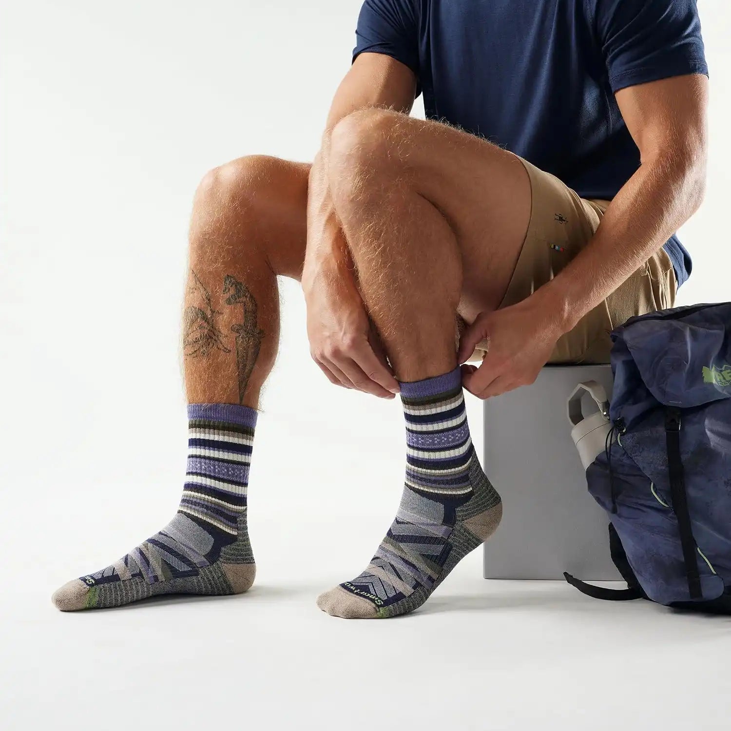 Smartwool Mens Hike Light Cushion Panorama Crew Socks